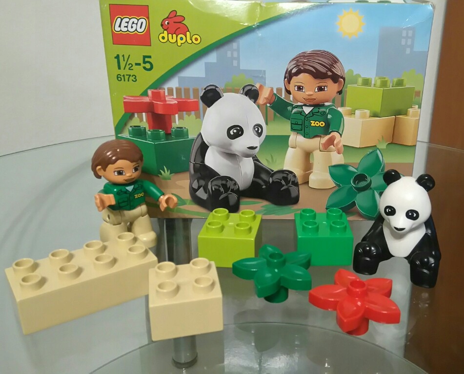 lego duplo panda