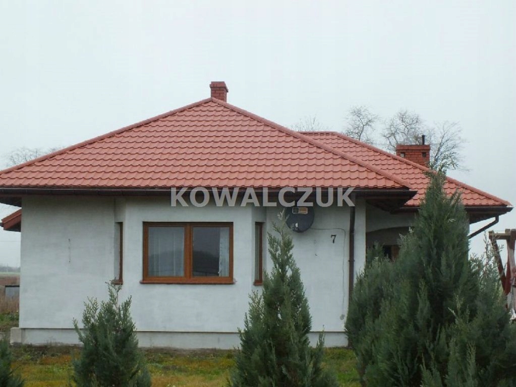 Dom, Kamień (gm.), Chełmski (pow.), 121 m²