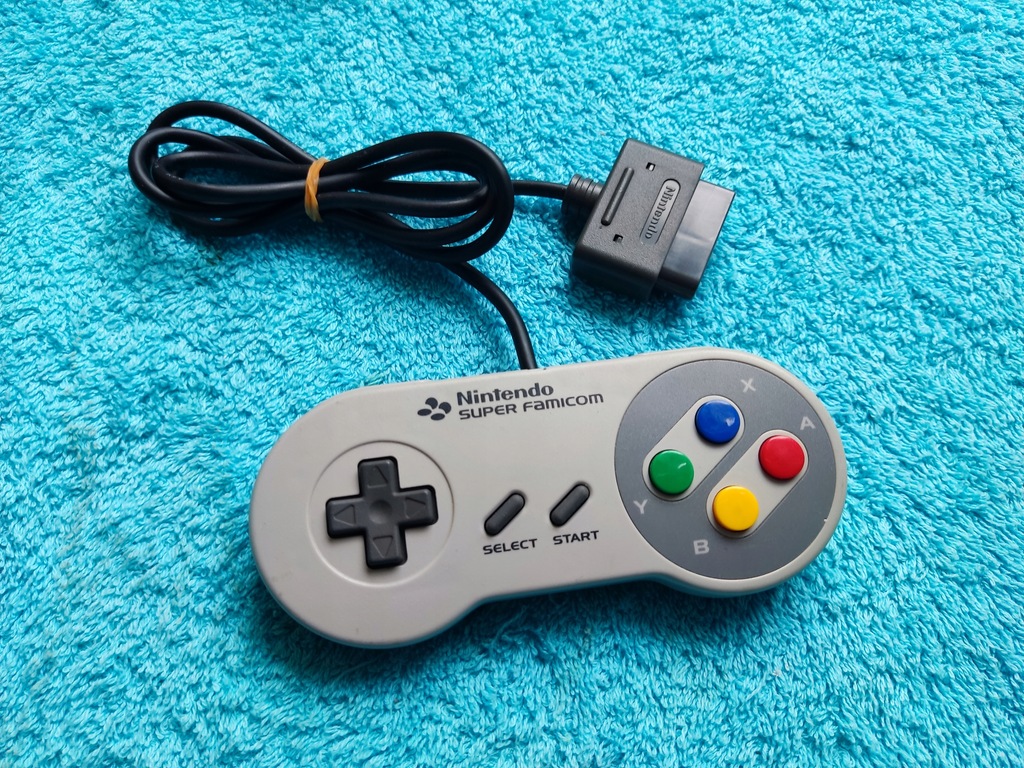 Kontroler Super Famicom/Super Nintendo