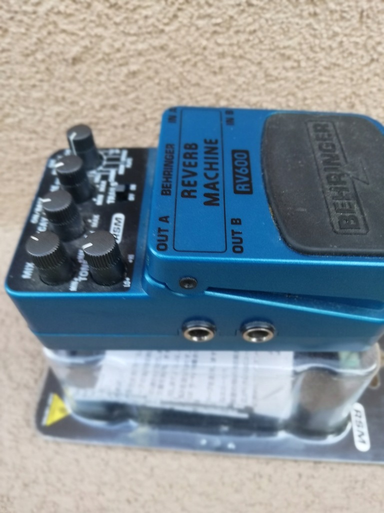 ギター behringer RV600 REVERB MACHINE Amazon | Behringer リバーブマシン RV600 | ディレイ・リバーブ