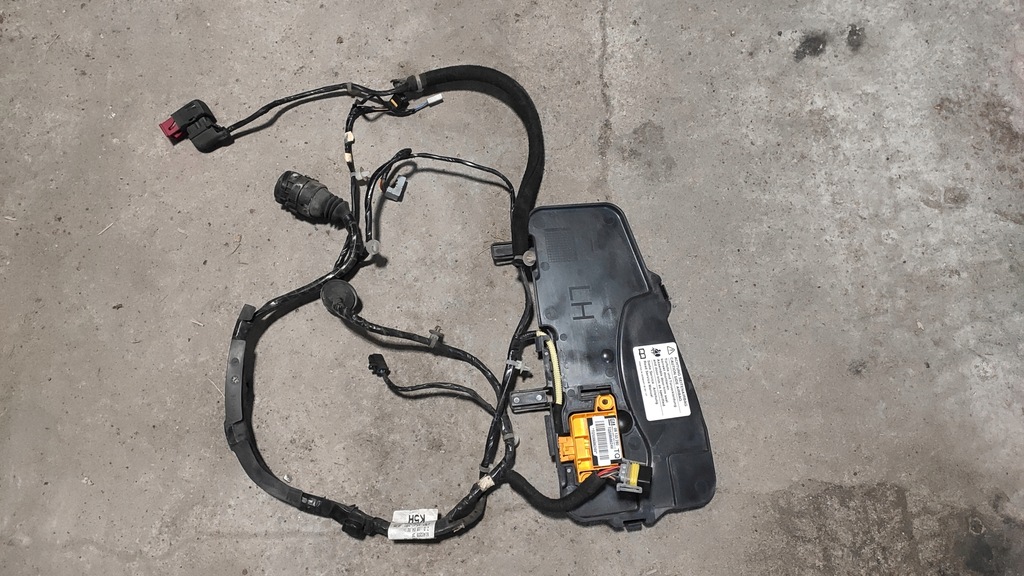 gengyib69　×2台　5%左右 NISSAN QASHQAI II J11 WTYCZKA KOSTKA LAMPY PRZÓD 5 PIN za