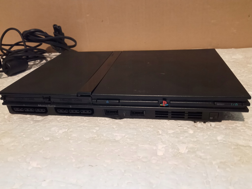 Купить Sony PlayStation 2 Slim +1Pad +GT3: отзывы, фото и ...