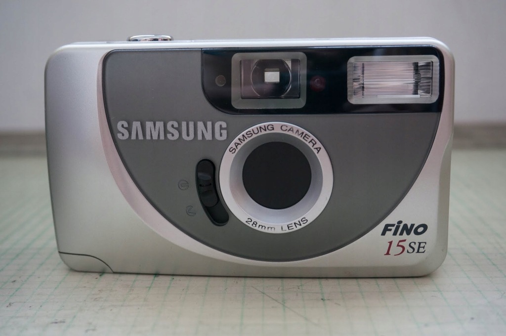 Aparat fotograficzny Samsung FINO 15SE - 28mm