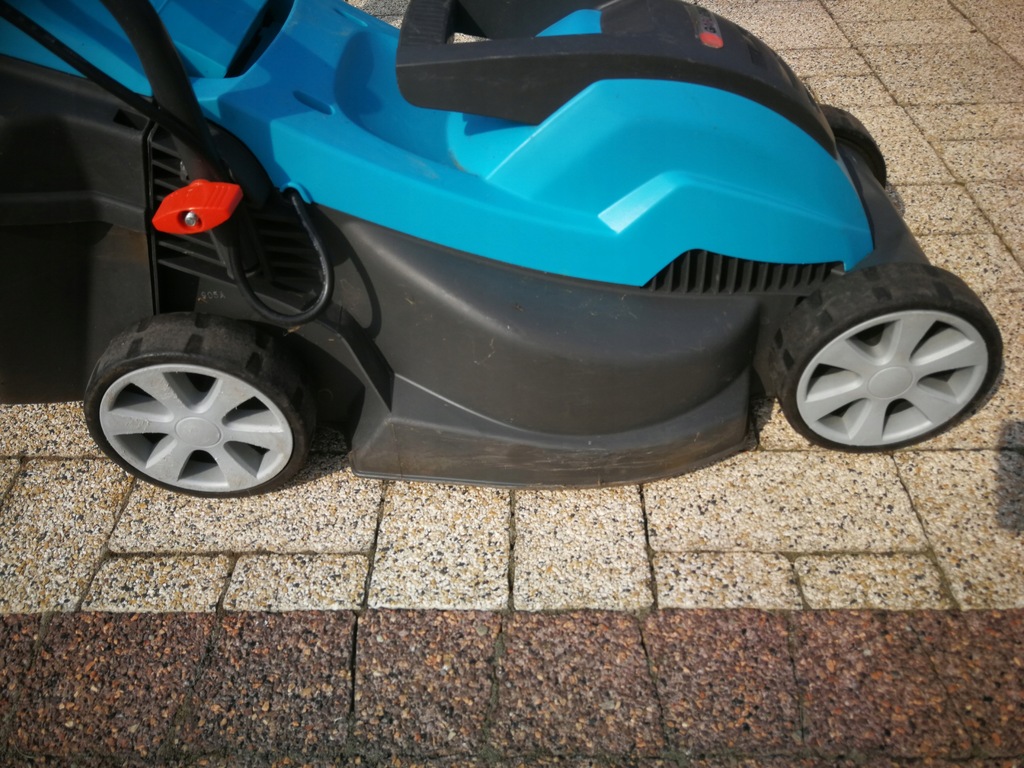 kosiarka elektryczna GARDENA 32E z koszem - 8371289466 - oficjalne ...