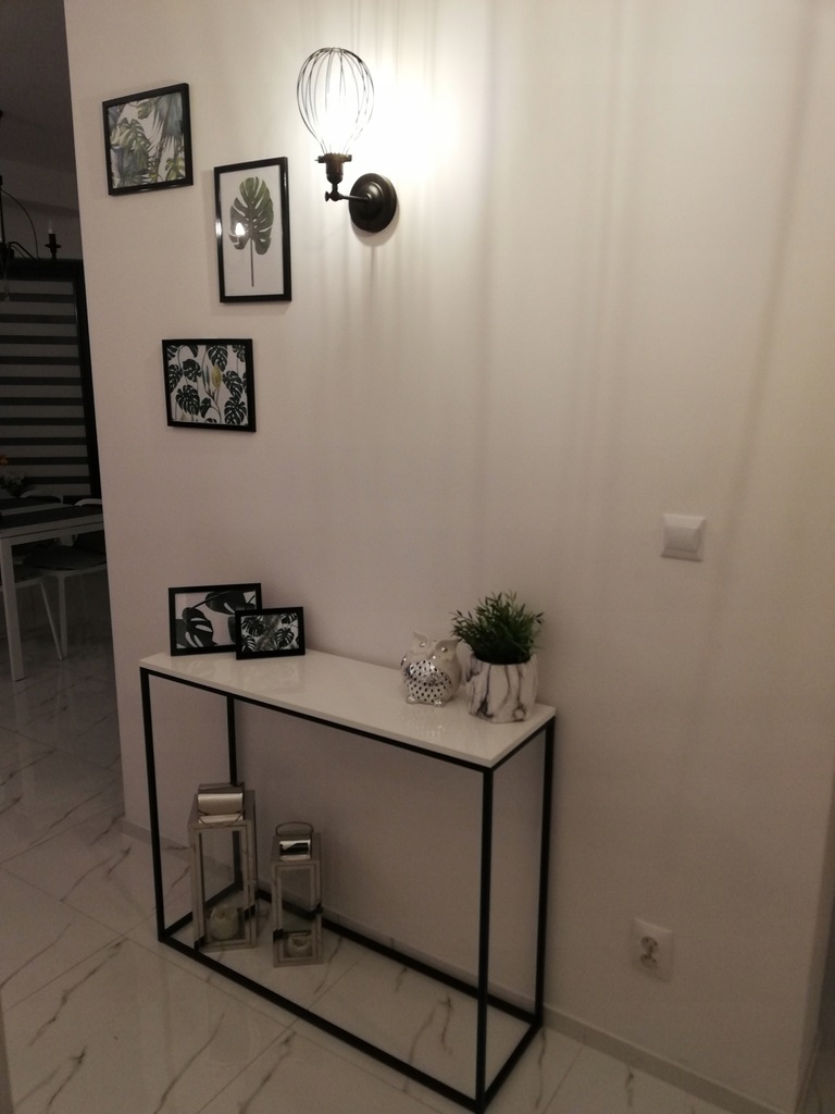 Купить СОВРЕМЕННАЯ КОНСОЛЬ 80 СМ ДЛЯ ГОСТИНОЙ, ПРИХОЖАЯ, ГЛЯНЦЕВЫЙ ...