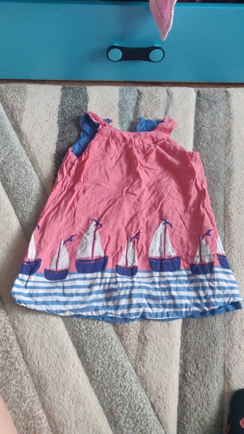 Dwustronna sukienka żaglówki różowa niebieska 92