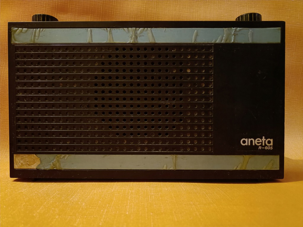 Stare radio ANETA R-605 -Unitra Rzeszów PRL