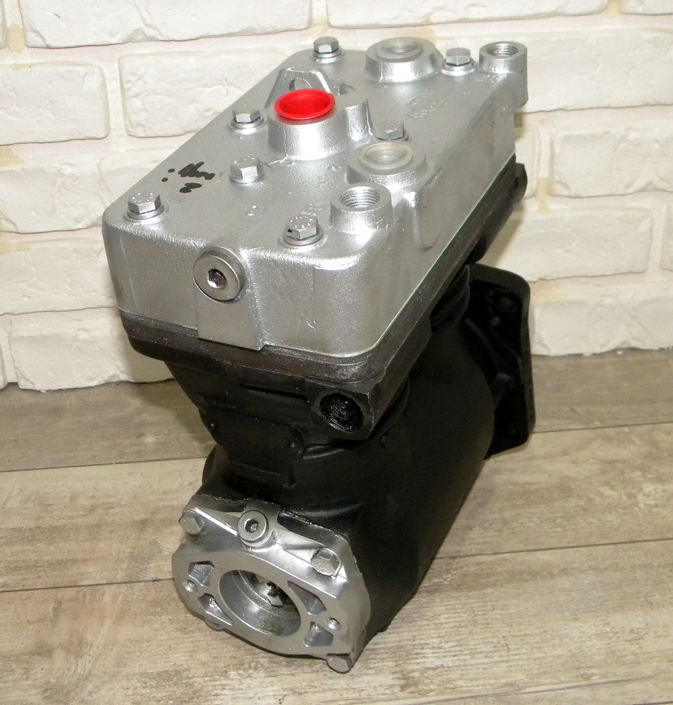 Головка компрессора скания. Компрессор Скания 5. Lk4941 компрессор. Компрессор воздушный Скания 124. Головка компрессора Скания 124.