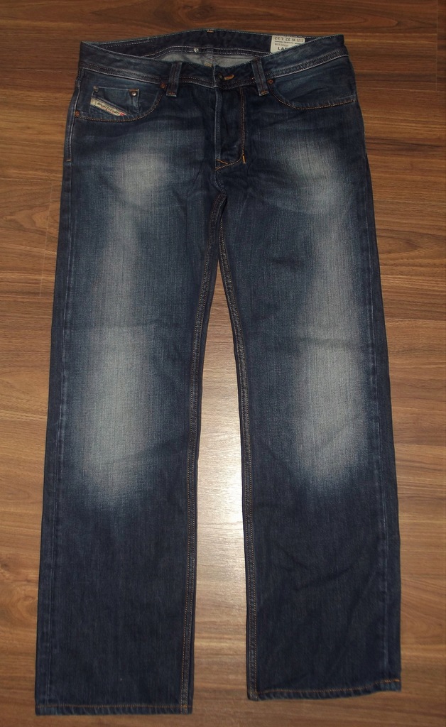 DIESEL jeans mod.LARKEE rozm.32/32