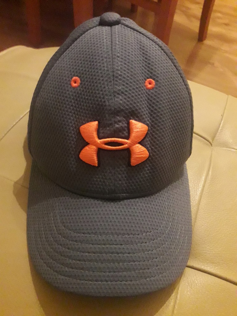 UNDER ARMOUR CZAPKA Z DASZKIEM S/M