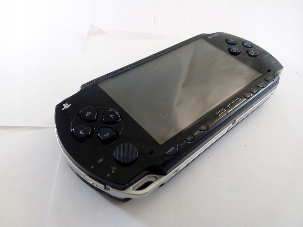 Sony PSP 1004 + GTA Chinatown Wars