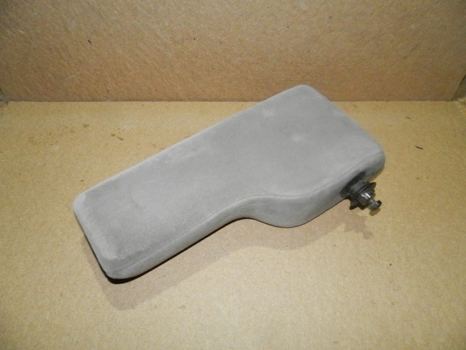 PODŁOKIETNIK AUDI 80 90 B3 B4 AUDI 100 C4 A6