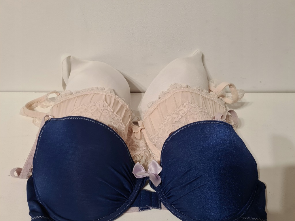 H&M zestaw biustonoszy 3 sztuki push up 75D