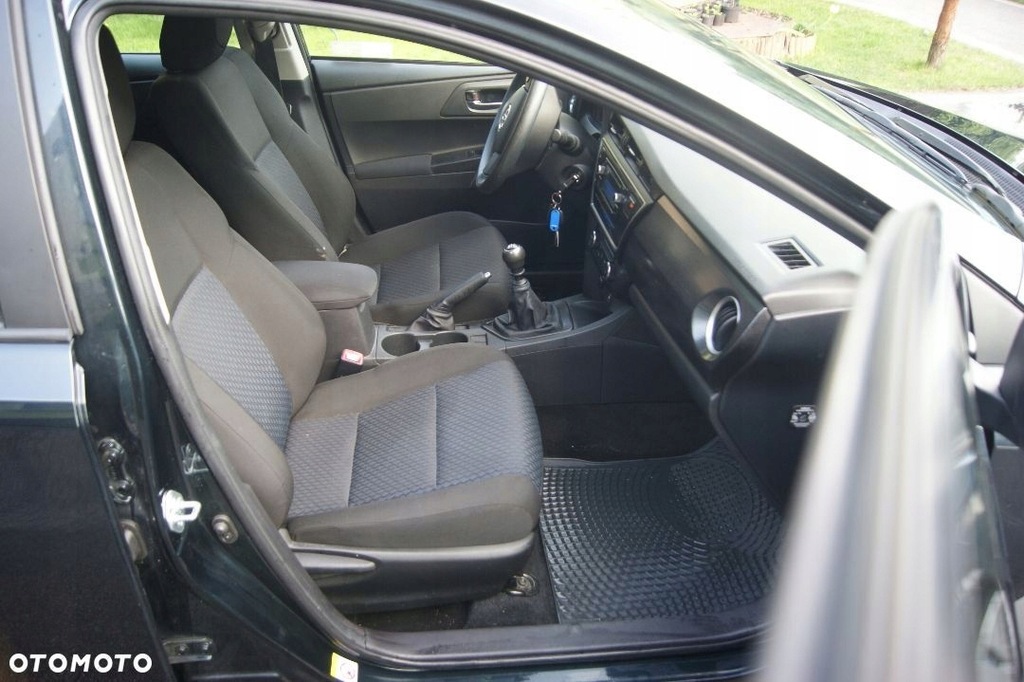 Toyota Auris 2014r 1.4 D4D Salon Pl Serwis Aso Cen