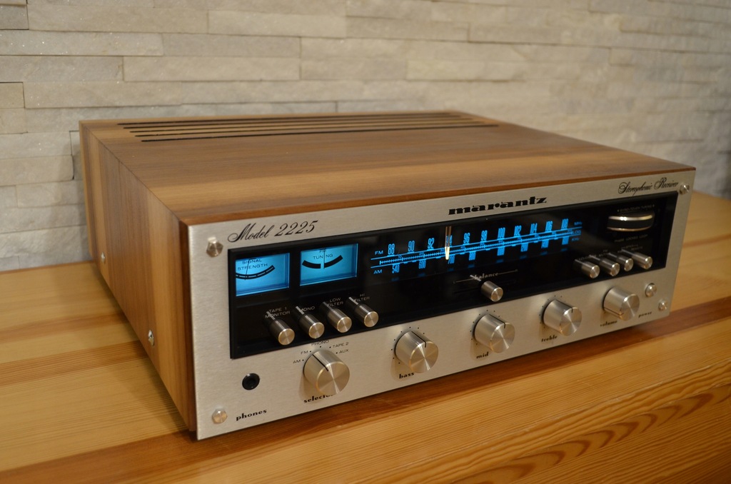 Marantz 2225 Monster Vintage bardzo ładny stan