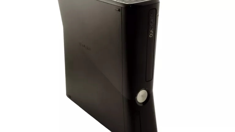 KONSOLA MICROSOFT XBOX 360 SLIM 250 GB, KINECT