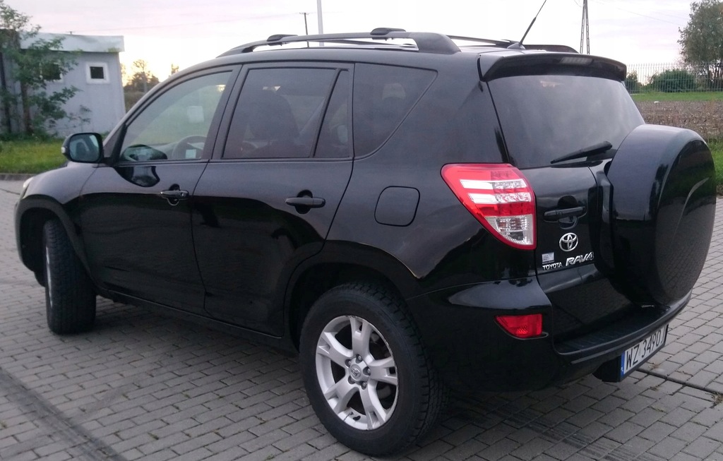 Купить TOYOTA RAV 4 III (_A3_) 2.2 D 4WD (ALA30_) 150 л.с.: отзывы, фото, характеристики в интерне-магазине Aredi.ru