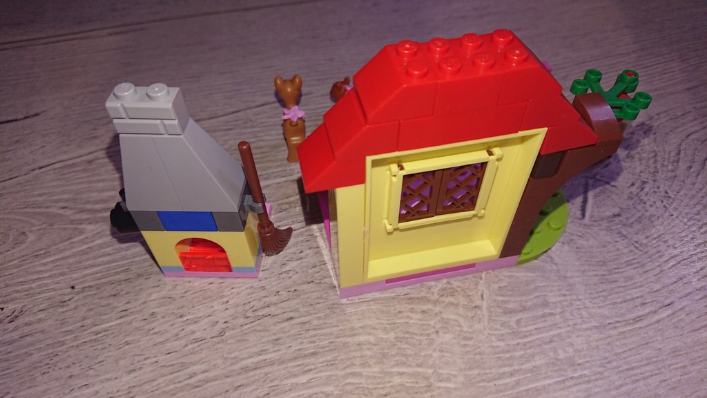 Купить LEGO 10738 Juniors Лесной домик Белоснежки: отзывы, фото и ...