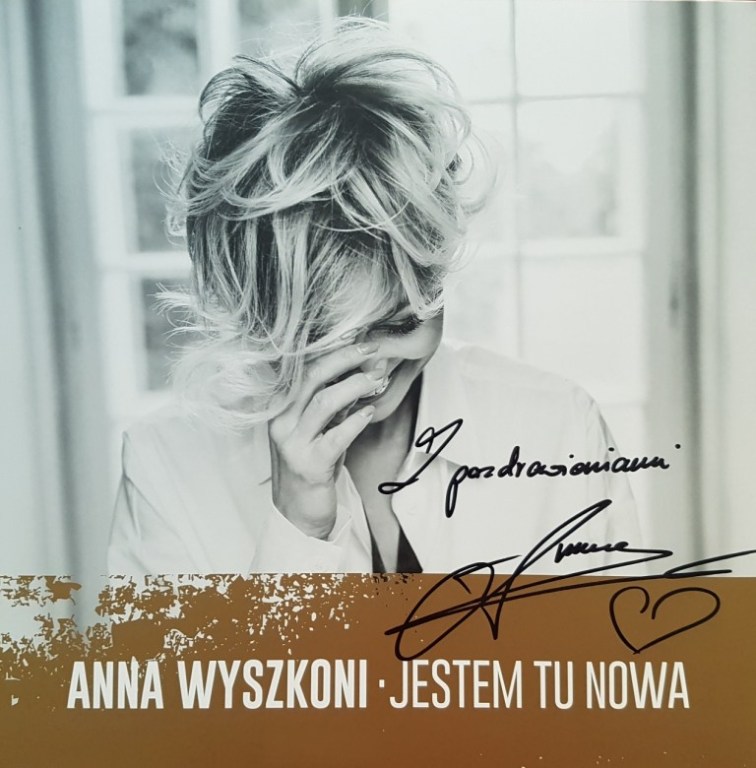 Płyta Anny Wyszkoni z autografem