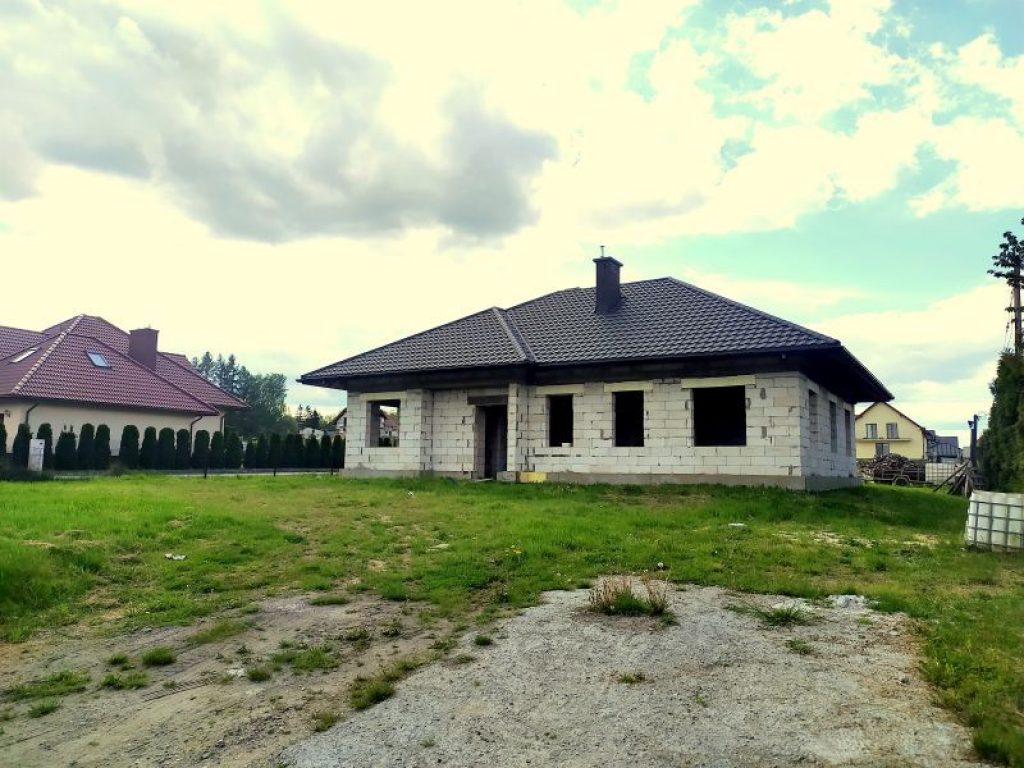 Dom, Lutoryż, Boguchwała (gm.), 121 m²