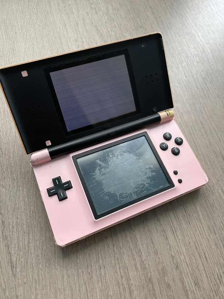 Konsola Nintendo DS Lite + ładowarka