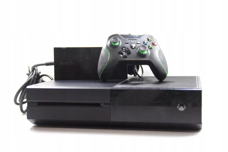 KONSOLA XBOX ONE 1540 500GB + PAD