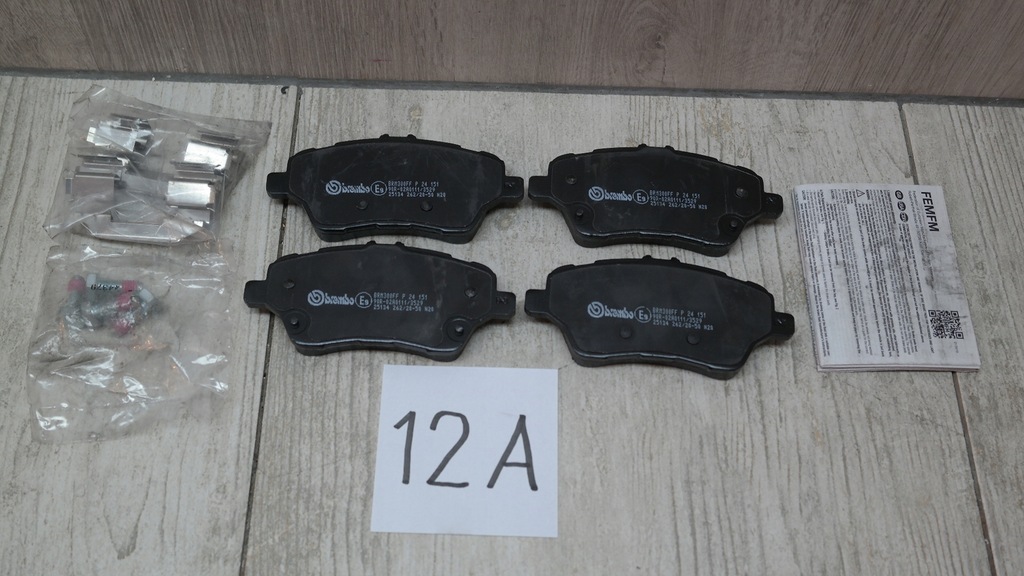 Brembo P 24 151 Zestaw klocków hamulcowych FORD