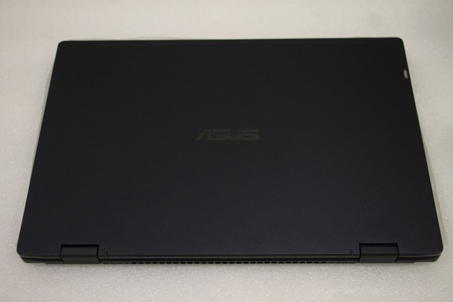 Asus ExpertBook B3402FEA-EC0206R - i7 16GB 512GB W10Pro OUTLET