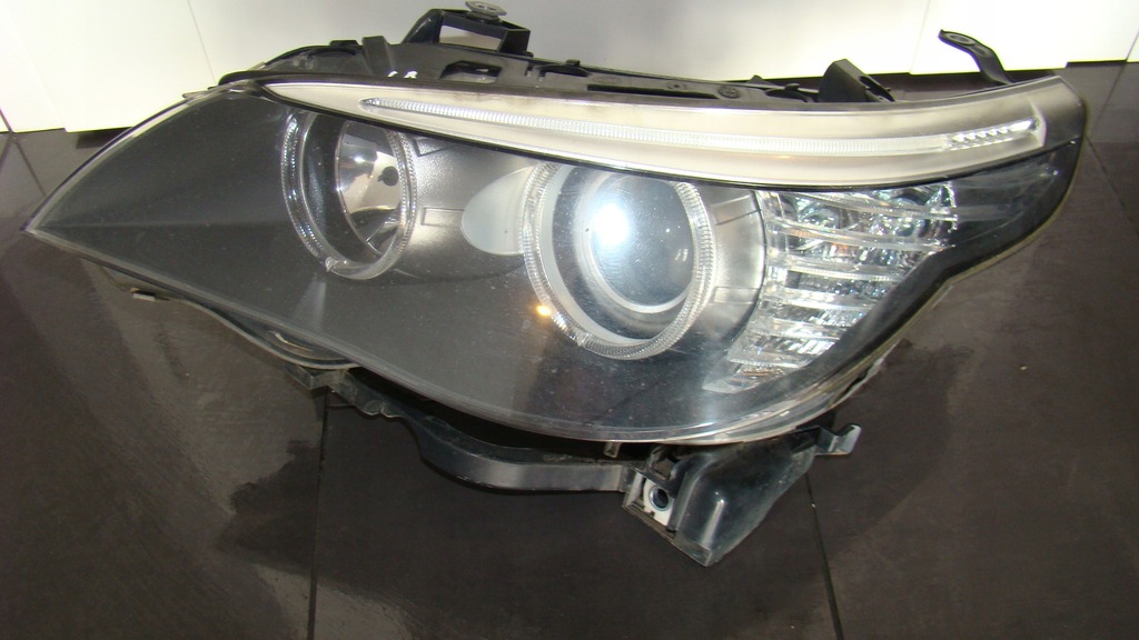 BMW E 60 E 61 LIFT LAMPA PRZÓD 7684076965 oficjalne