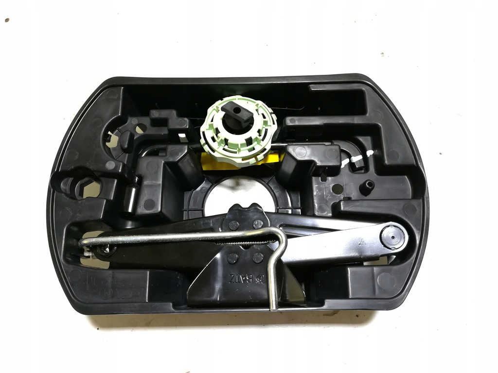 hiro1110da　② WKŁAD KOŁA ZAPASOWEGO CITROEN C4 PICASSO II - 8452288021