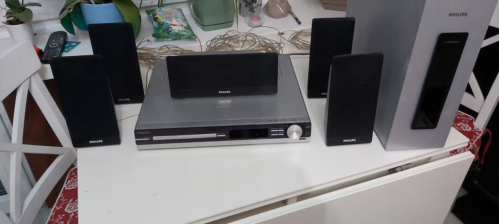 Philips HTS3154 srebrny 300 W 5.1