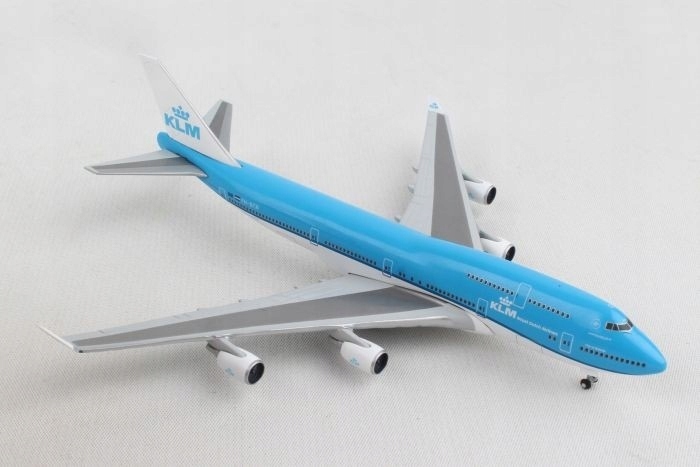 Купить Модель самолета Boeing B747-400 KLM Herpa 1:500: отзывы, фото, характеристики в интерне-магазине Aredi.ru