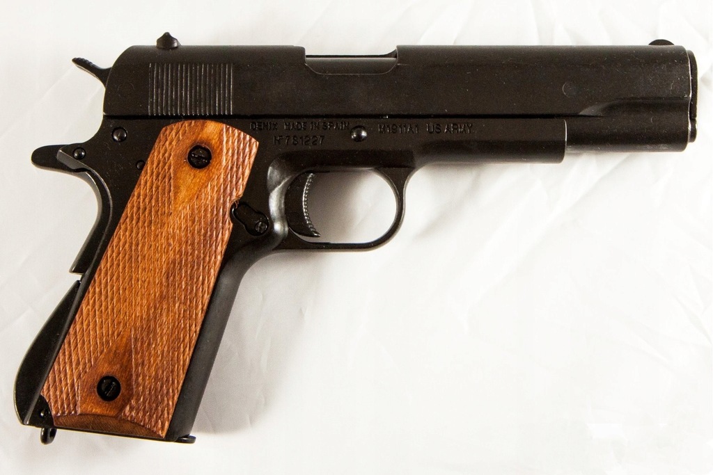 REPLIKA PISTOLET AUTOMATYCZNY M1911A145 DENIX 8312