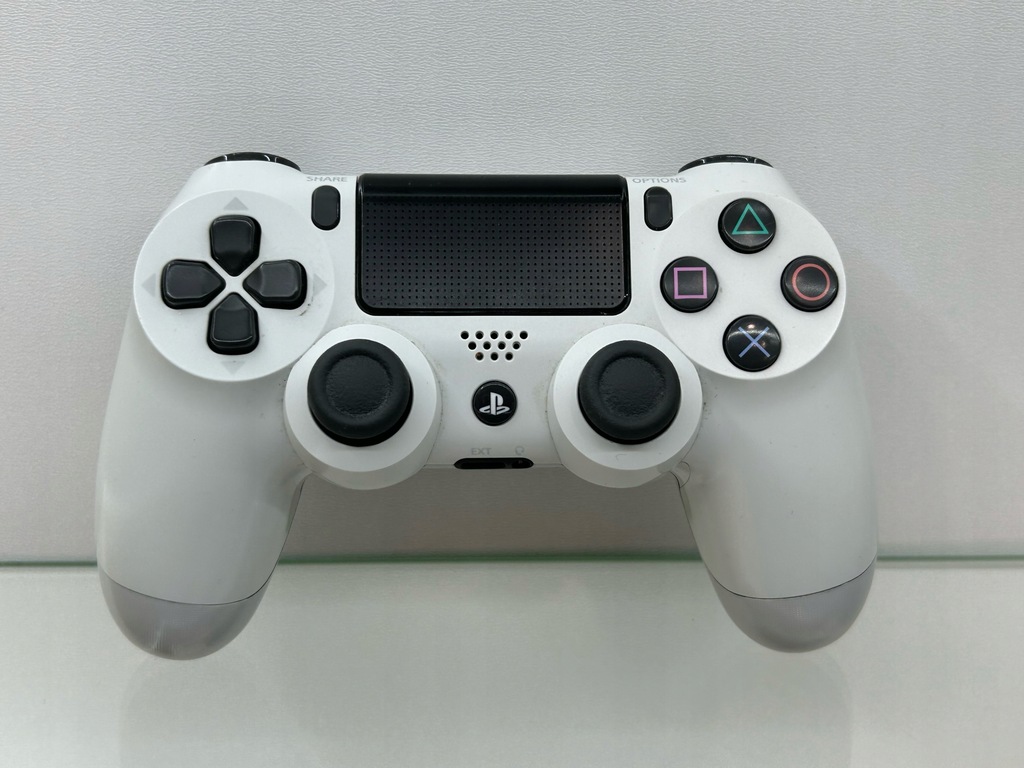 Pad do konsoli PS4