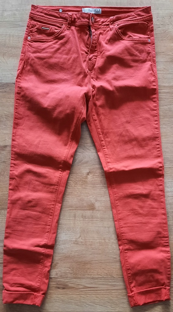 BERSHKA SKINNY spodnie czerwone EUR42 USA10 MEX32