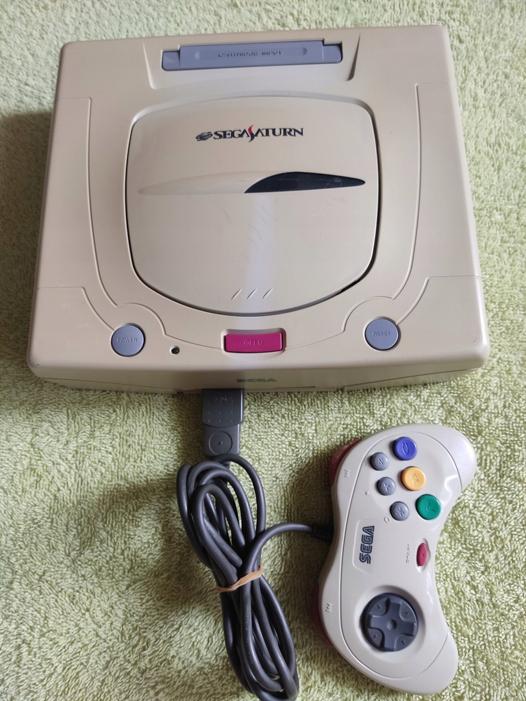Konsola Sega Saturn+pad