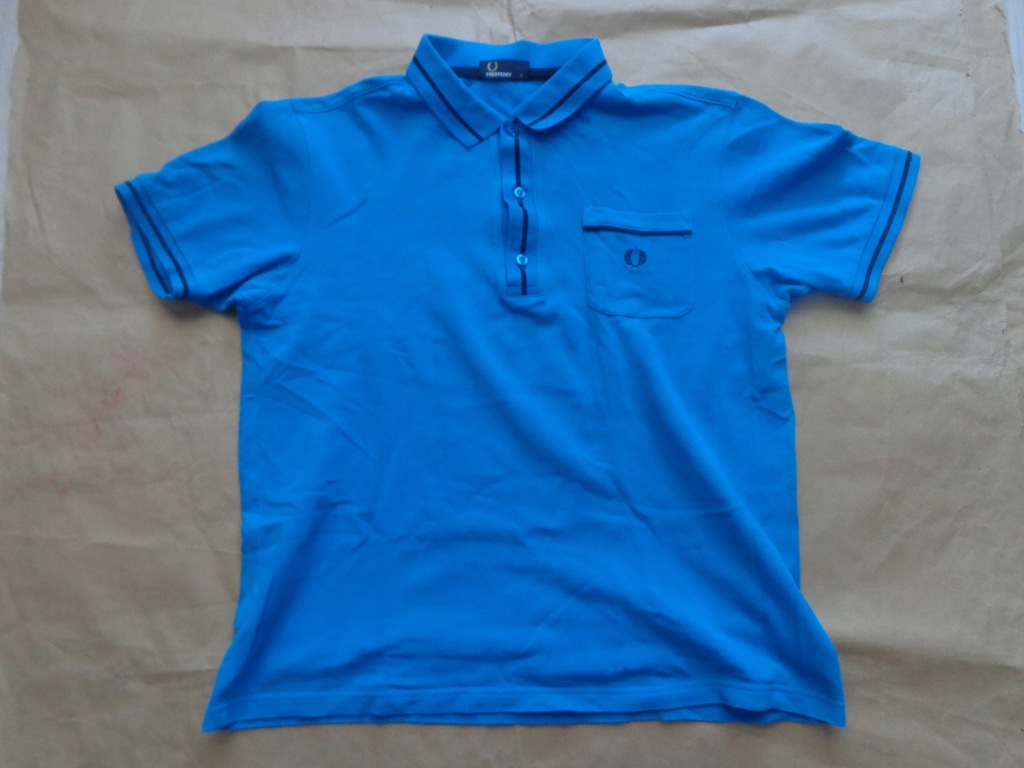 FRED PERRY POLO. OLDSCHOOL STYLE. LARGE
