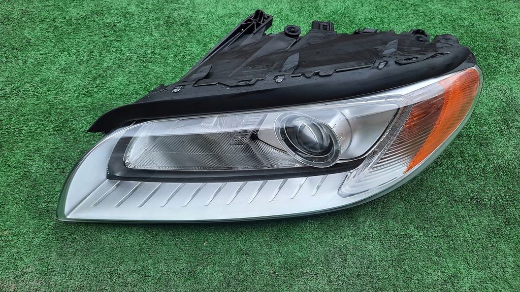 VOLVO S80 V70 XC70 BIXENON LAMPA PRZEDNIA 11935243101 oficjalne