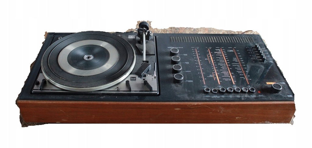 KOMPAKTOWY SYSTEM Z GRAMOFONEM WEGA STUDIO 3211 HIFI