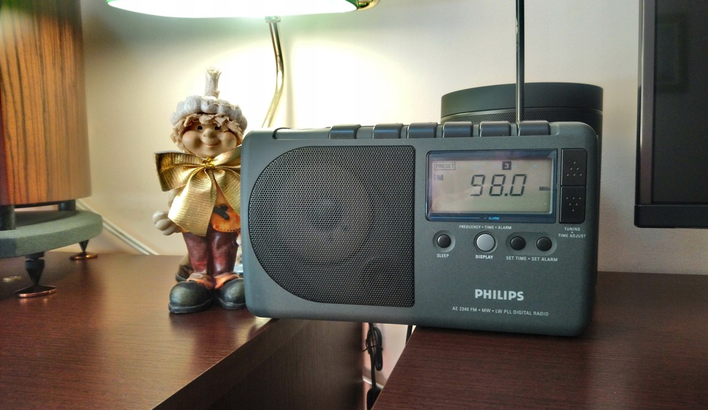 Купить PHILIPS AE 2340 ЦИФРОВАЯ ПОРТАТИВНАЯ РАДИО РАБОТАЮЩАЯ: отзывы ...