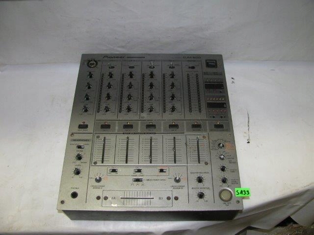 MIKSER PIONEER PRO DJM-600 - NR S133