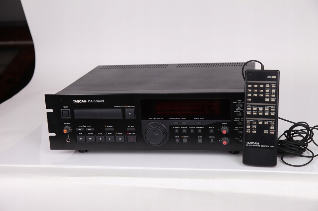 その他 TASCAM DA-30 mk2 DA-30MK2 TASCAM - 中古オーディオ 高価買取・販売 ハイファイ堂