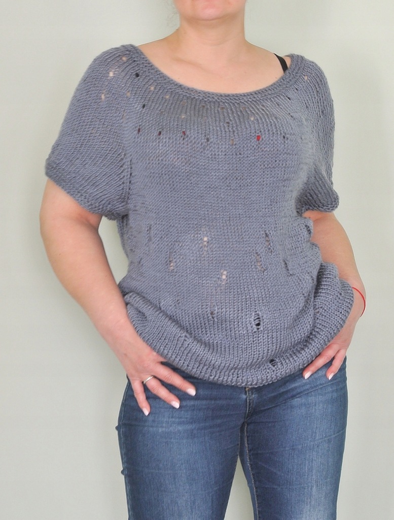 Bluzka robiona na drutach, ażurowy wzór.