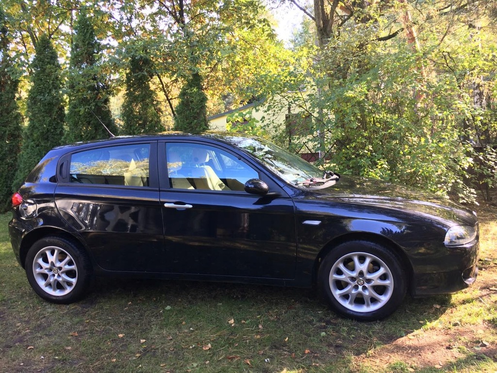 Купить ALFA ROMEO 147 1.6 САЛОН PL, 88 000 км, ИДЕАЛЬНОЕ: отзывы, фото, характеристики в интерне-магазине Aredi.ru