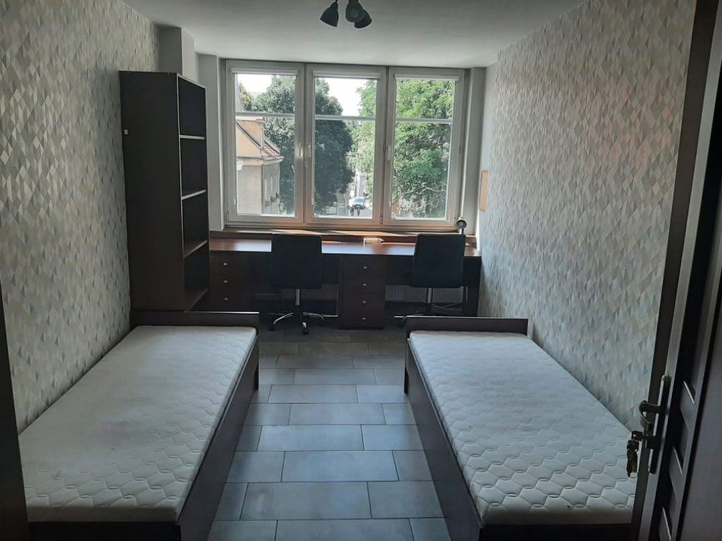 Pokój, Bieruń, Bieruńsko-lędziński (pow.15 m²