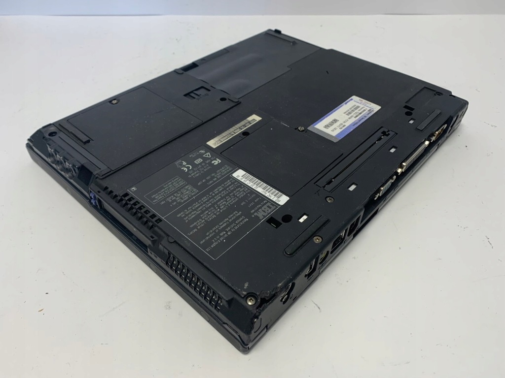 IBM ThinkPad T22 Pentium III POWER OK AA174/222
