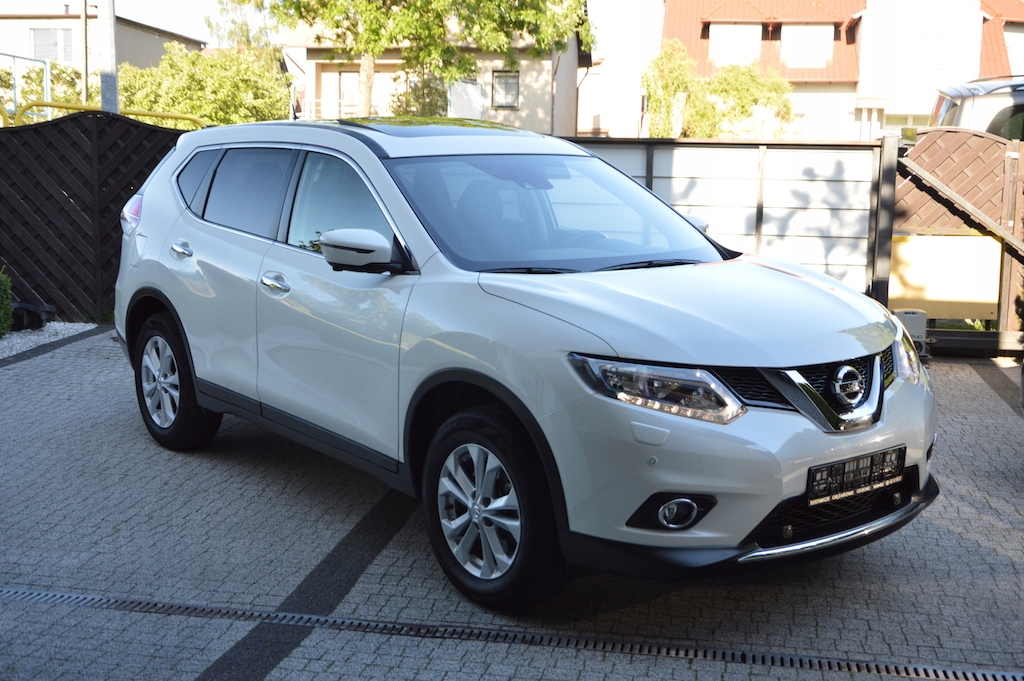 Nissan XTrail Tekna 7 Osobowy Nowy Biała Perła