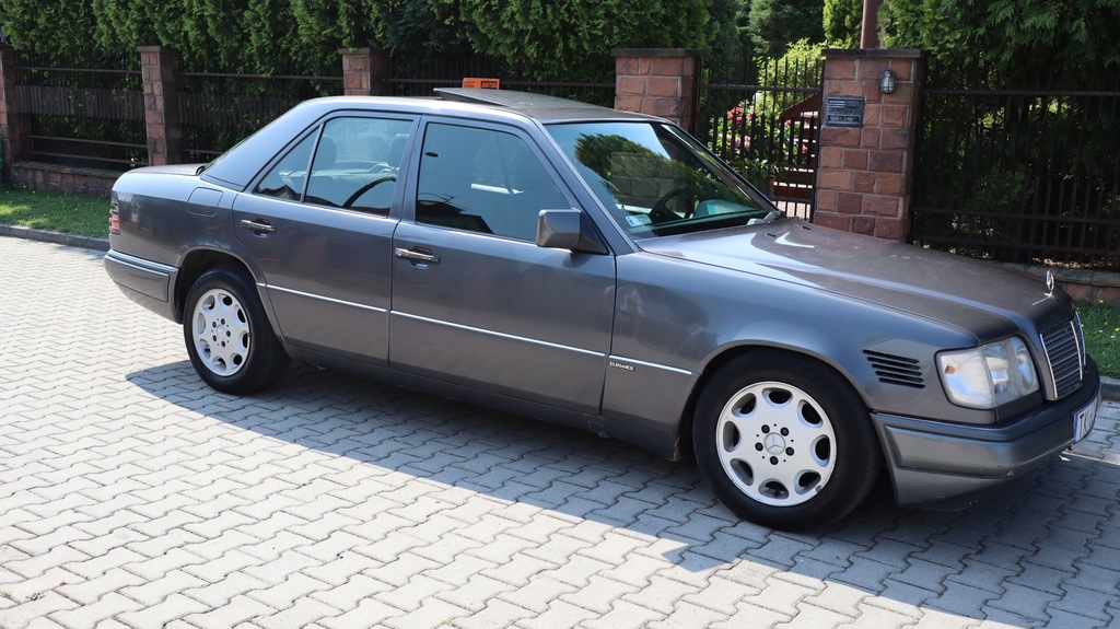 Mercedes Benz W124 300d Sprzedam Pilnie 8450424425 Oficjalne Archiwum Allegro