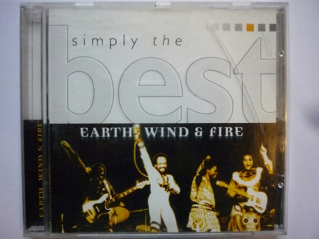 EARTH WIND & FIRE SIMPLY THE BEST