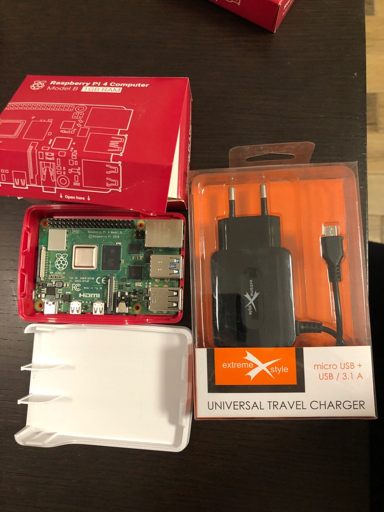 Raspberry Pi 4 Model B case + charger 0zł wysyłka